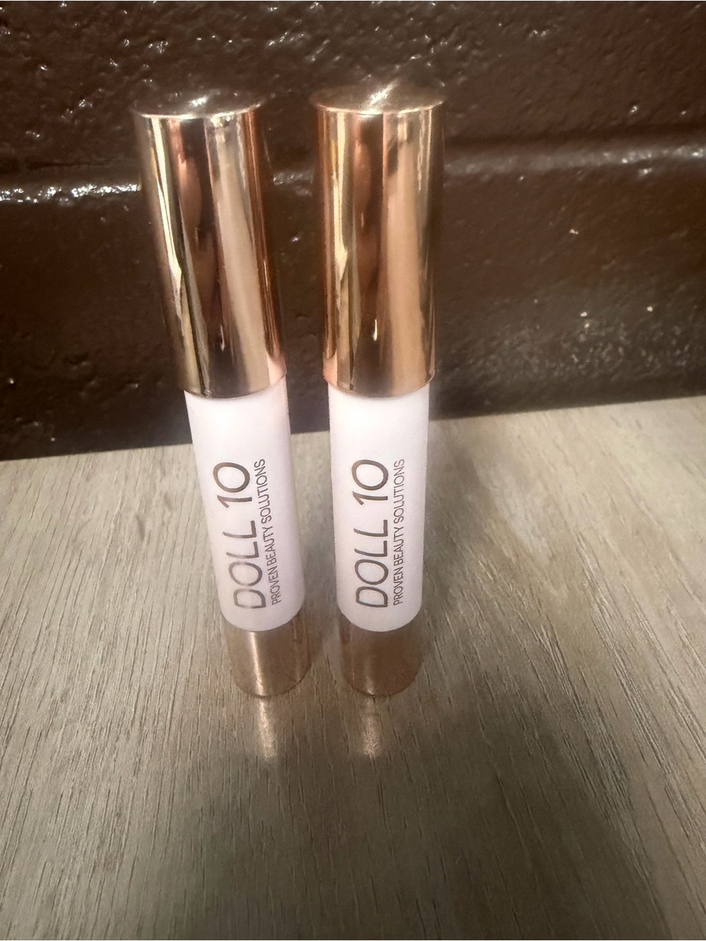 2 Doll 10 Lip Crayons - fuchsia and pink